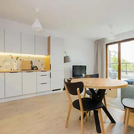 Wlochy Solipska By Comfort شقة